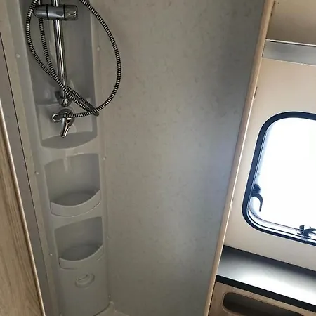 Caravana Hobby 545 Kmf Camping